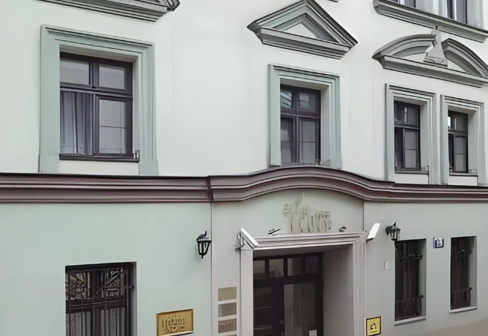 Hotel Eden