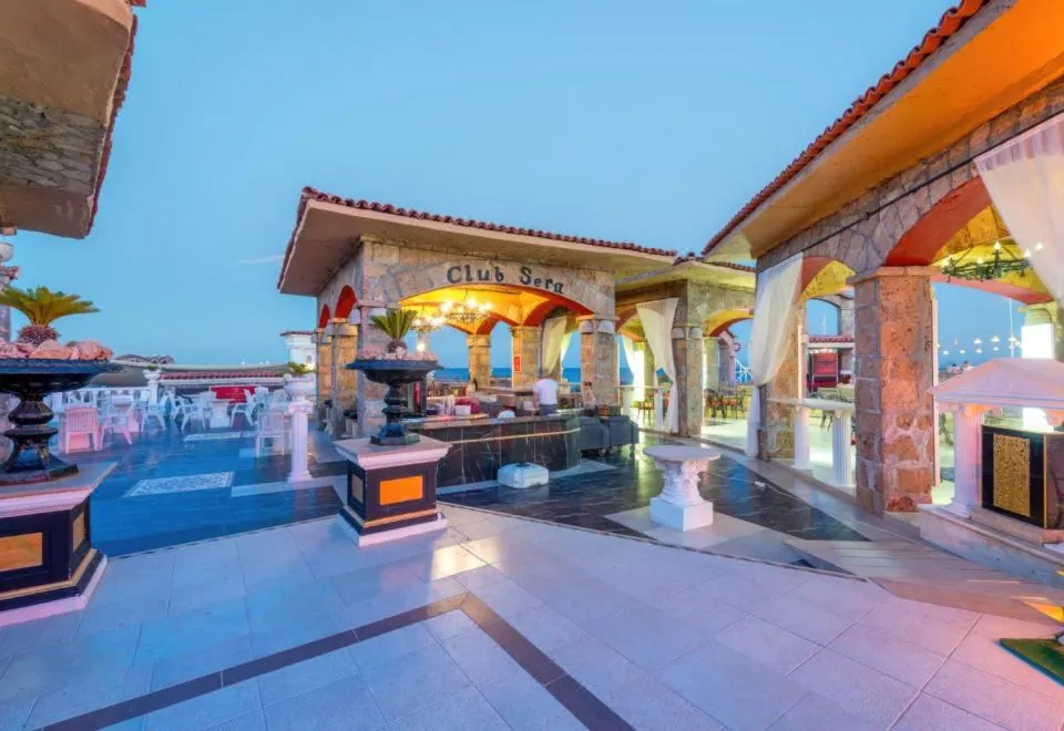 Club Hotel Sera