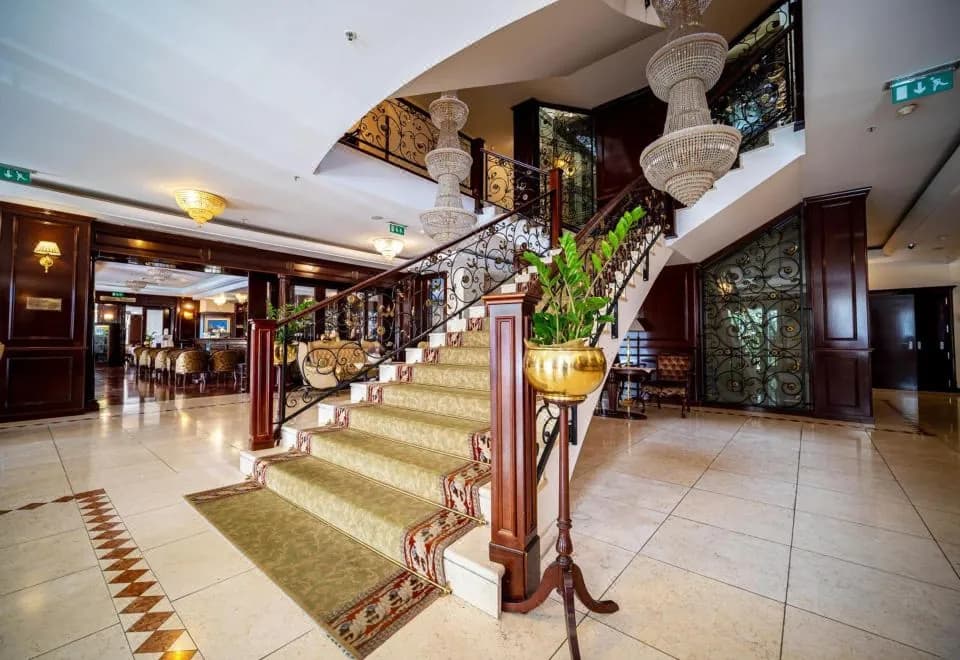 Hotel President Solin