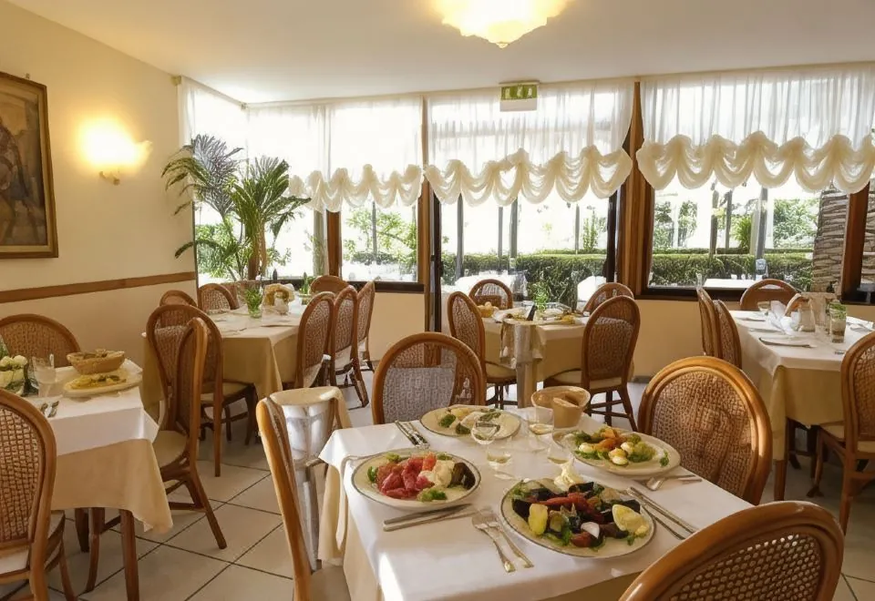 Hotel Eden