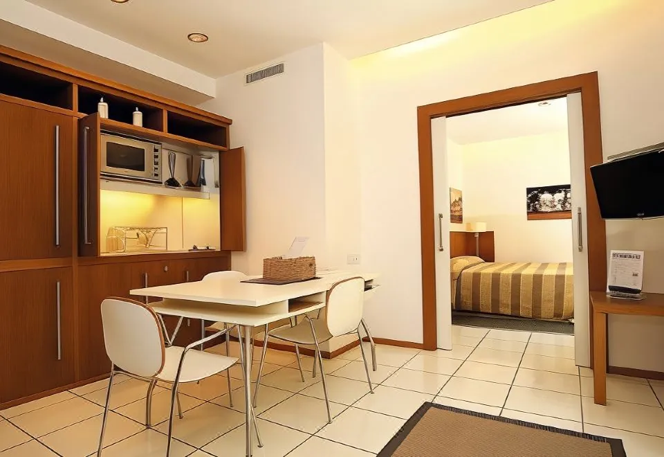 Rota Suites