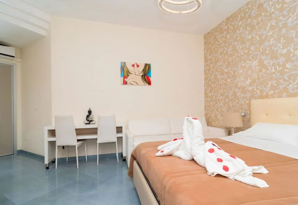 Emily Suites Sorrento
