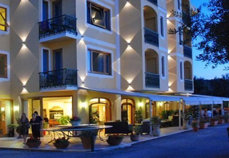 Johanna Park Hotel