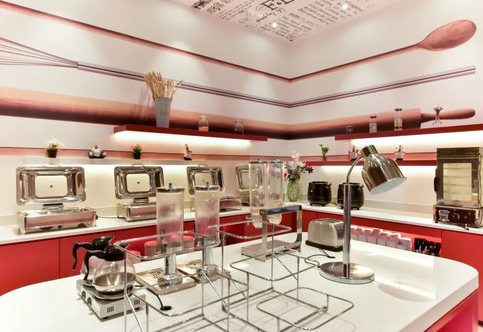 Ibis Hotel (Guangzhou Pazhou International Exhibition Center Branch)