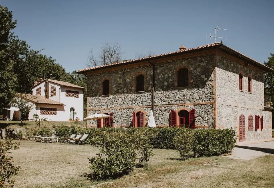 Hotel & Restaurant Casolare le Terre Rosse