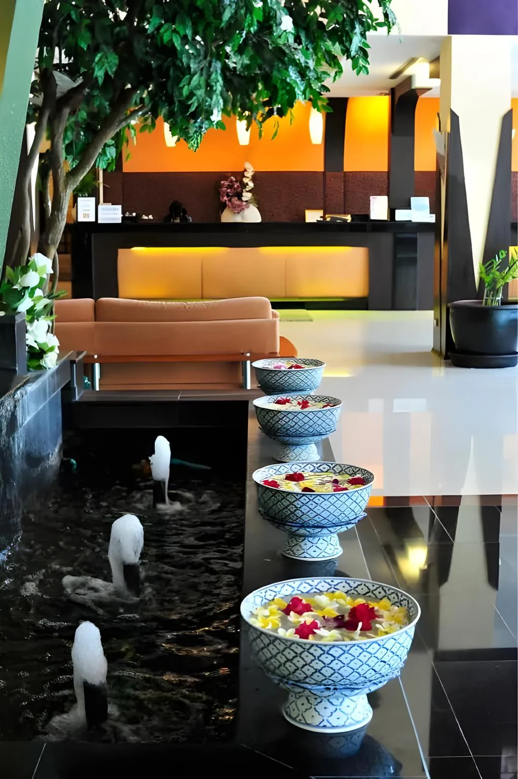 Bangkok Natural Spa Resort and Suite