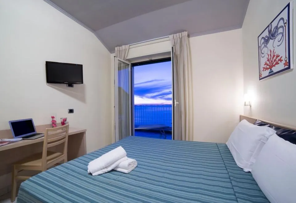Hotel Cosmomare