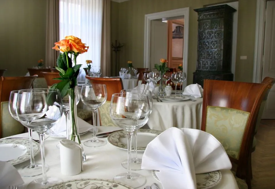 Ostoya Palace Hotel