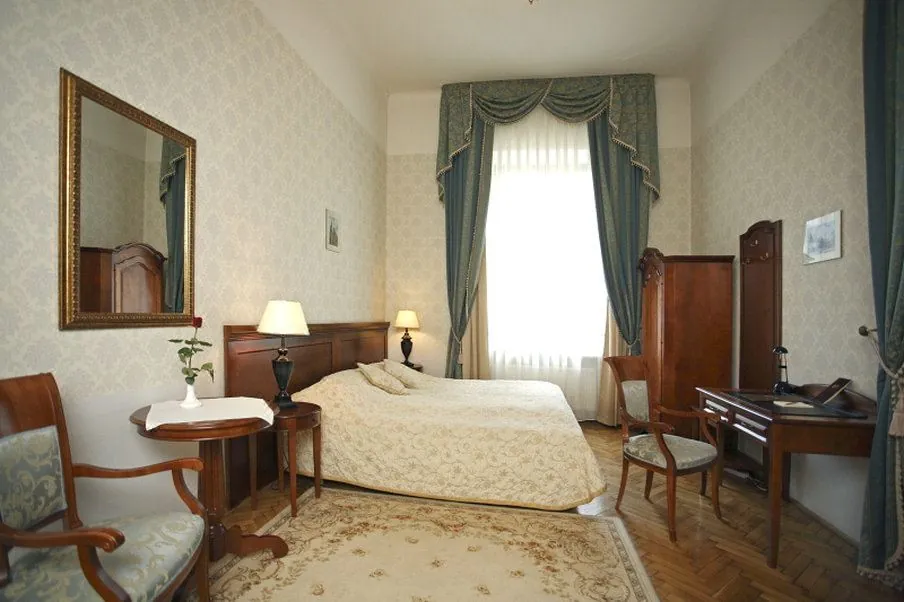 Ostoya Palace Hotel