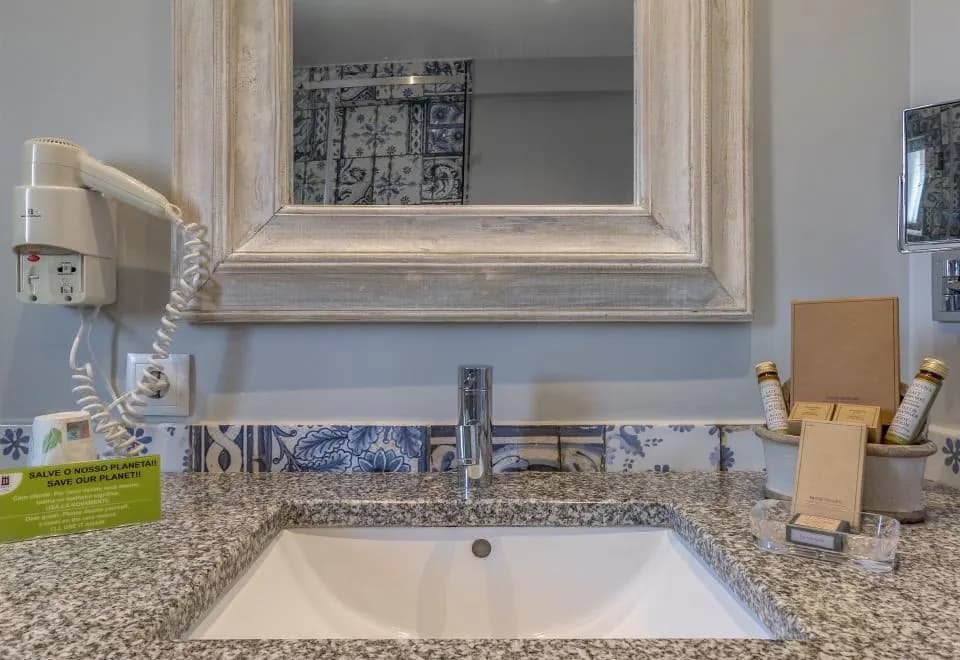 Charming Residence & Guest House Dom Manuel I Adults Only