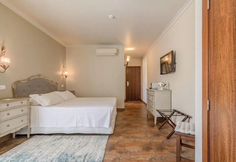 Charming Residence & Guest House Dom Manuel I Adults Only
