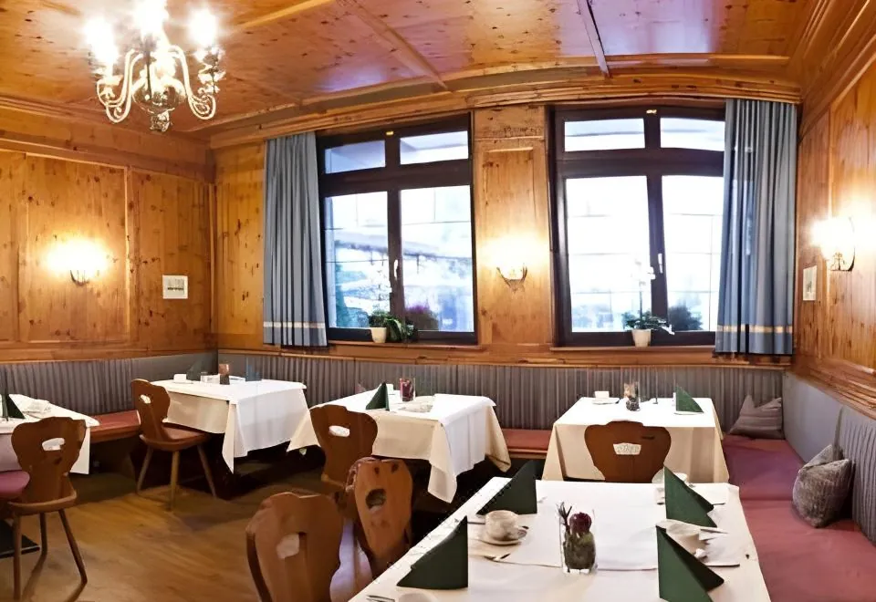 Levy's Rooms & Breakfast
