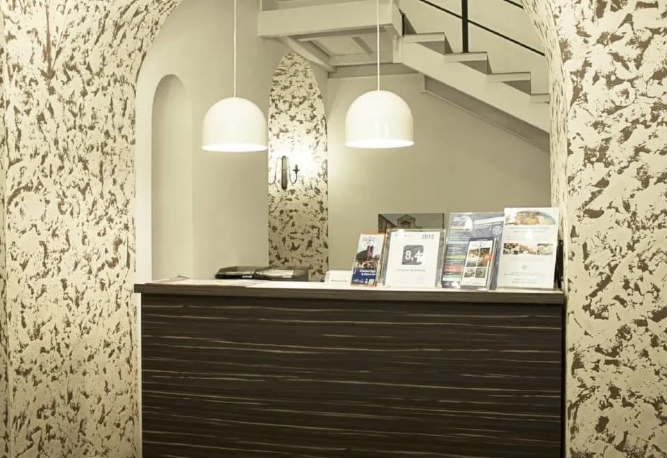 Pergamin Apartments