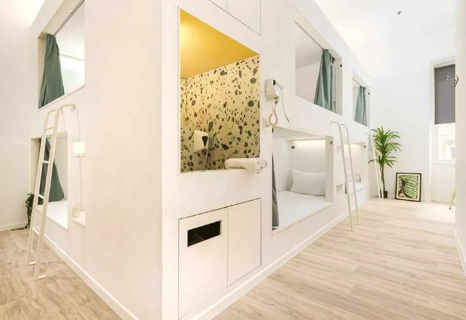 Design Hostel One
