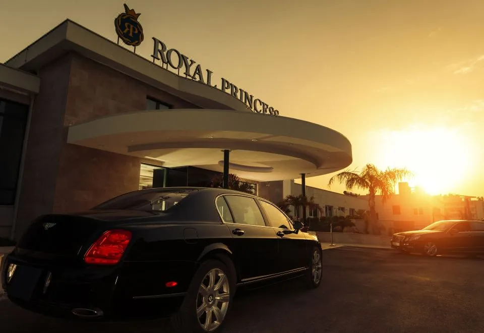 Royal Princess Hotel