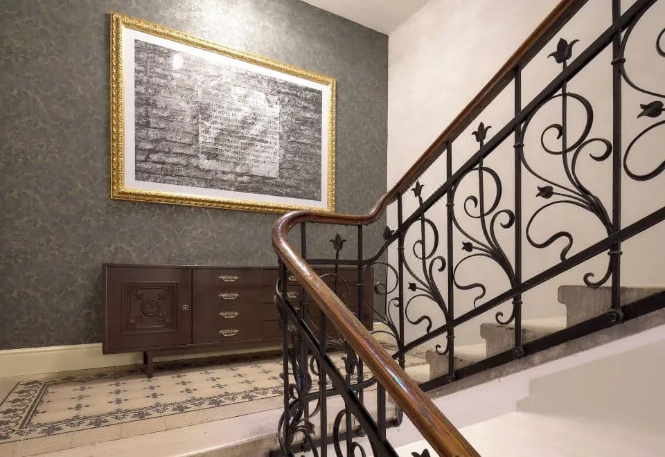 Piazza Heritage Hotel
