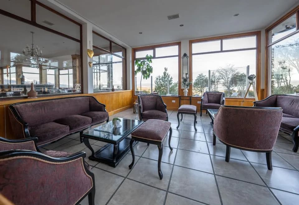 Altos Ushuaia Hotel & Resto