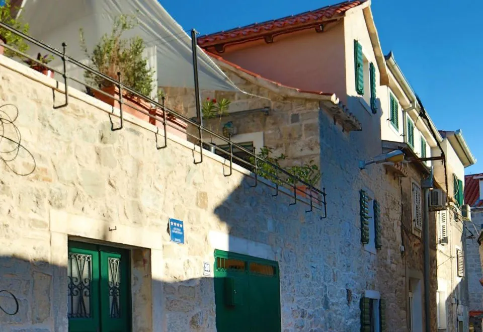 Divota Apartment Hotel