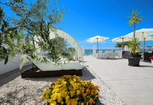 Villa Triana-Adults Only