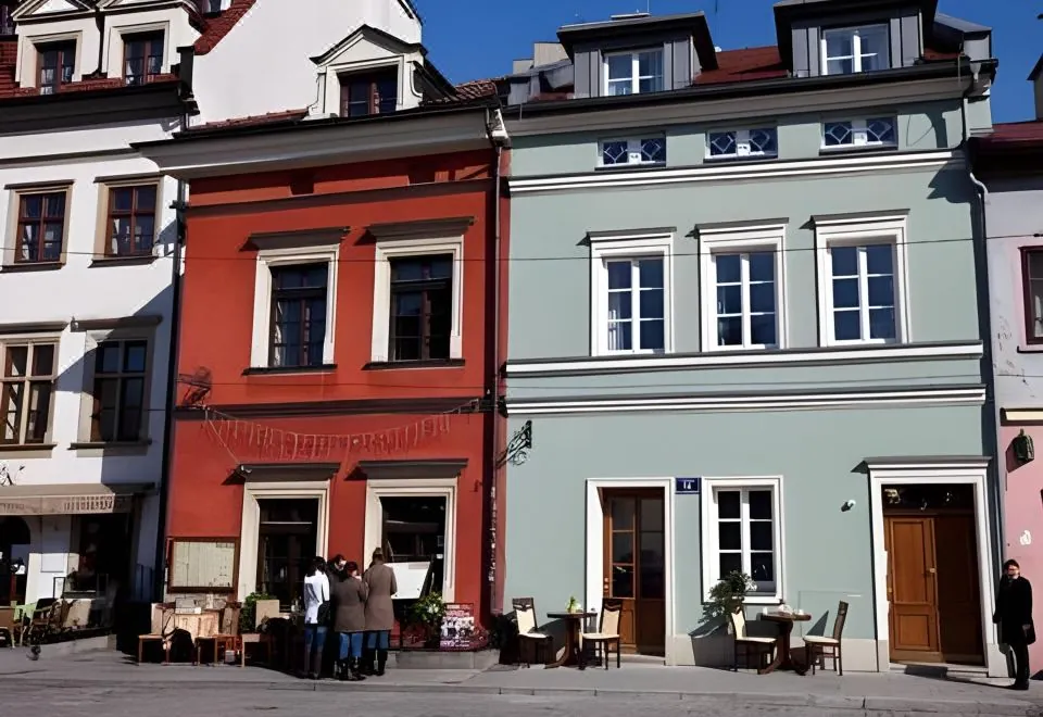 Crystal Suites Chez Helena