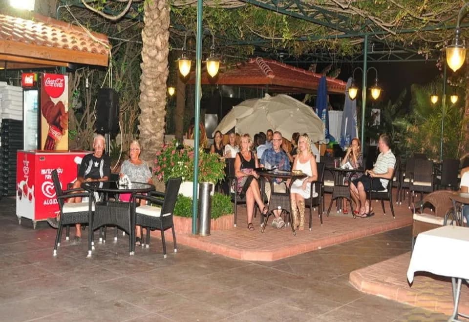 Azak Hotel
