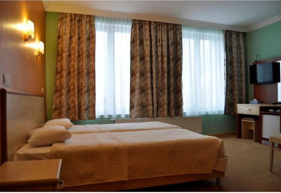 Hotel Prestige