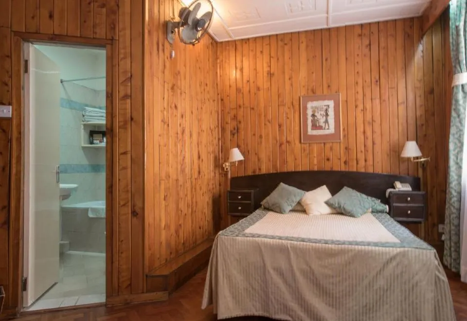 The Oakwood Hotel