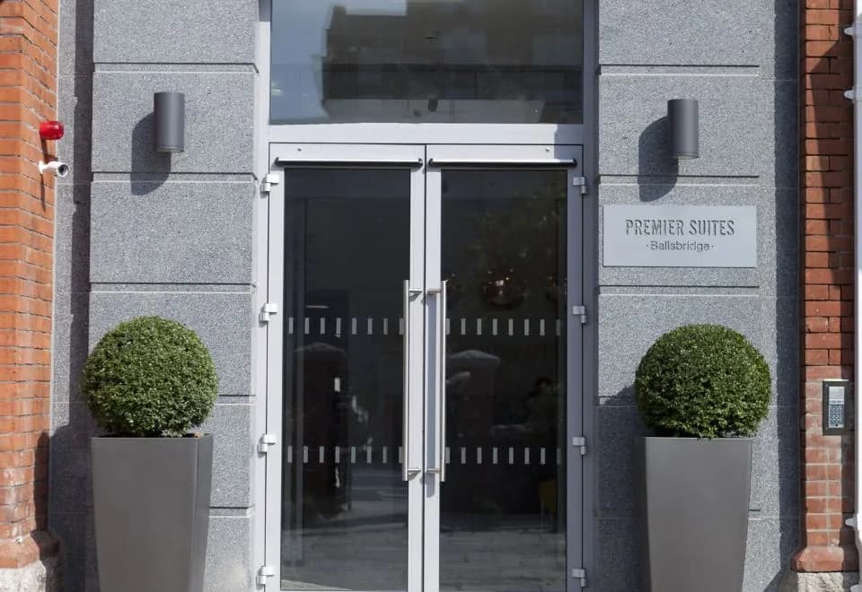 Premier Suites Plus Dublin, Ballsbridge