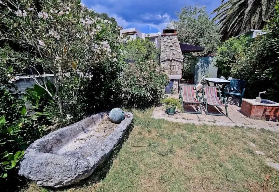 Garden Apartment Hotel
