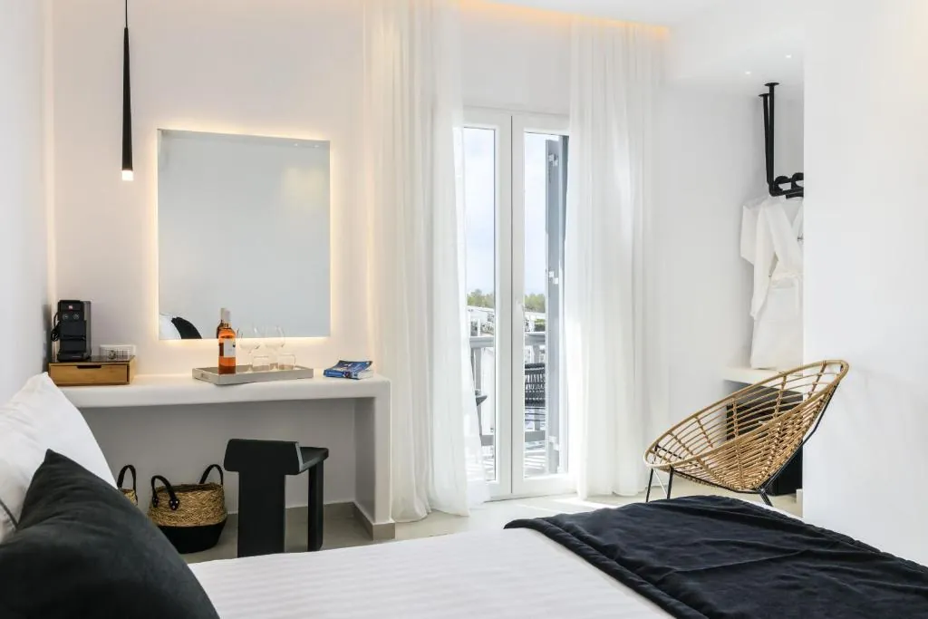 Sunset Windmills Suites