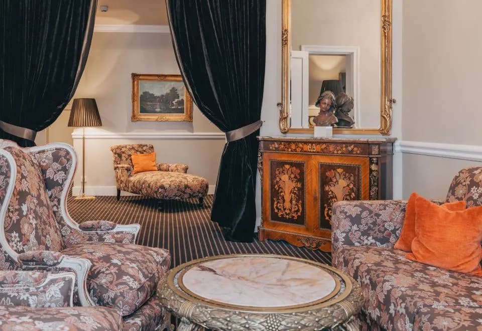 Hotel Manos Premier