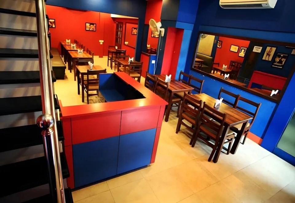 Hotel Ajit Mansion