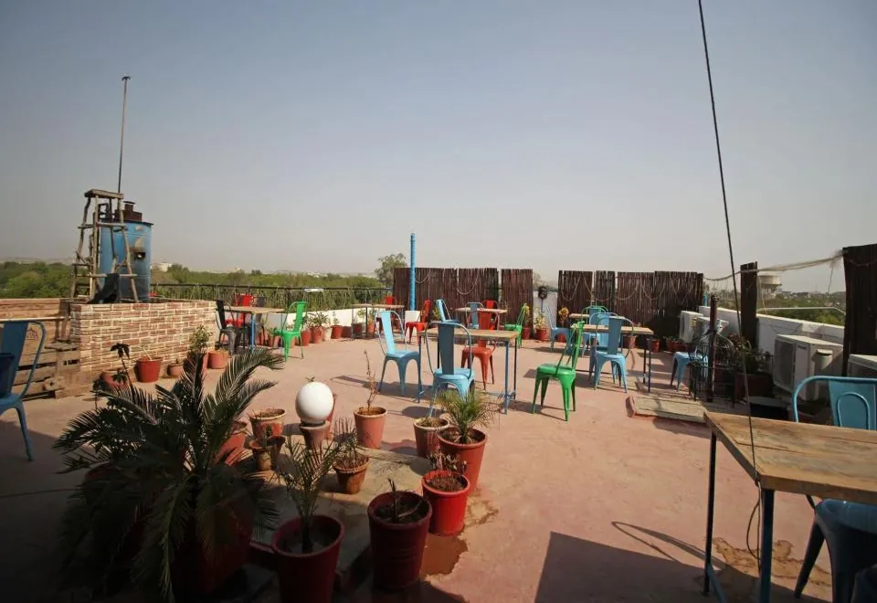 Hotel Ajit Mansion