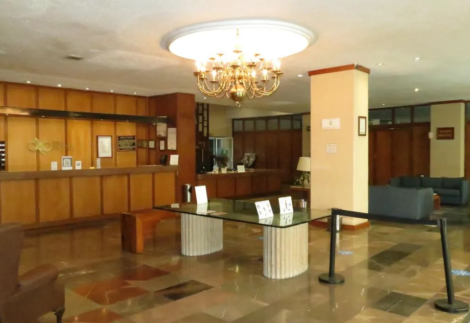 Hotel Bristol