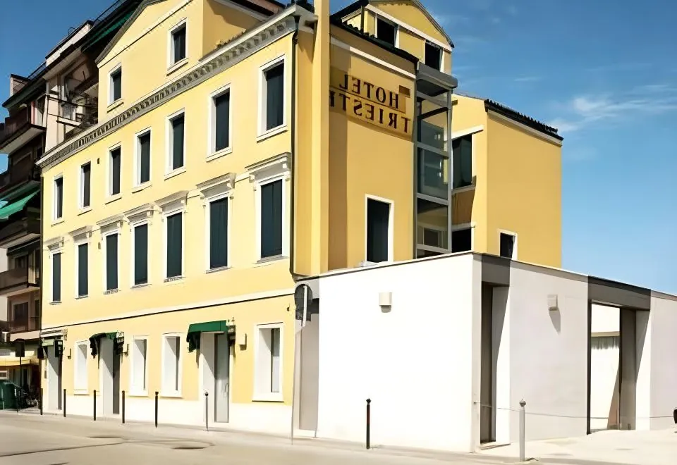 Hotel Trieste
