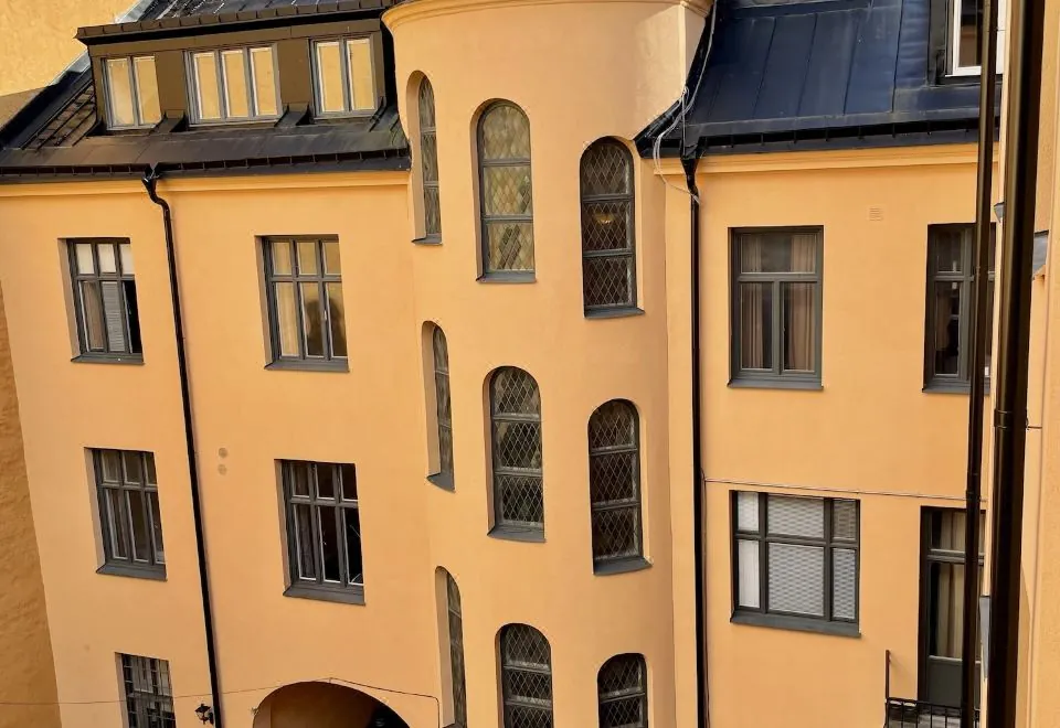 Unique Hotel