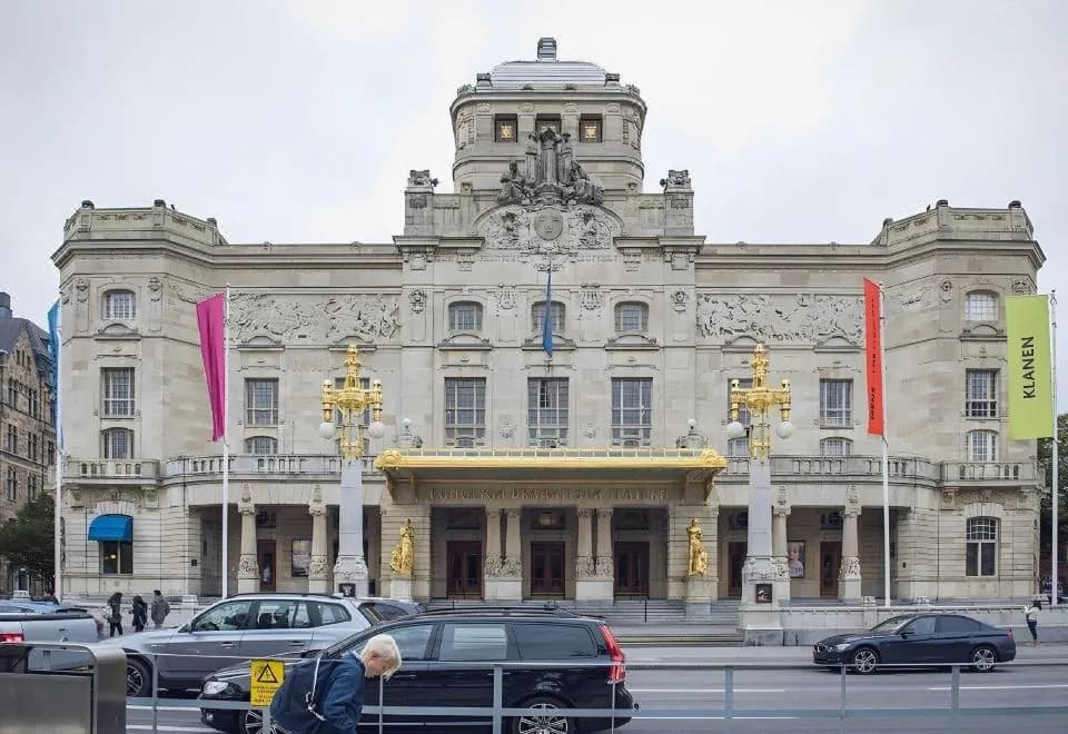 Unique Hotel