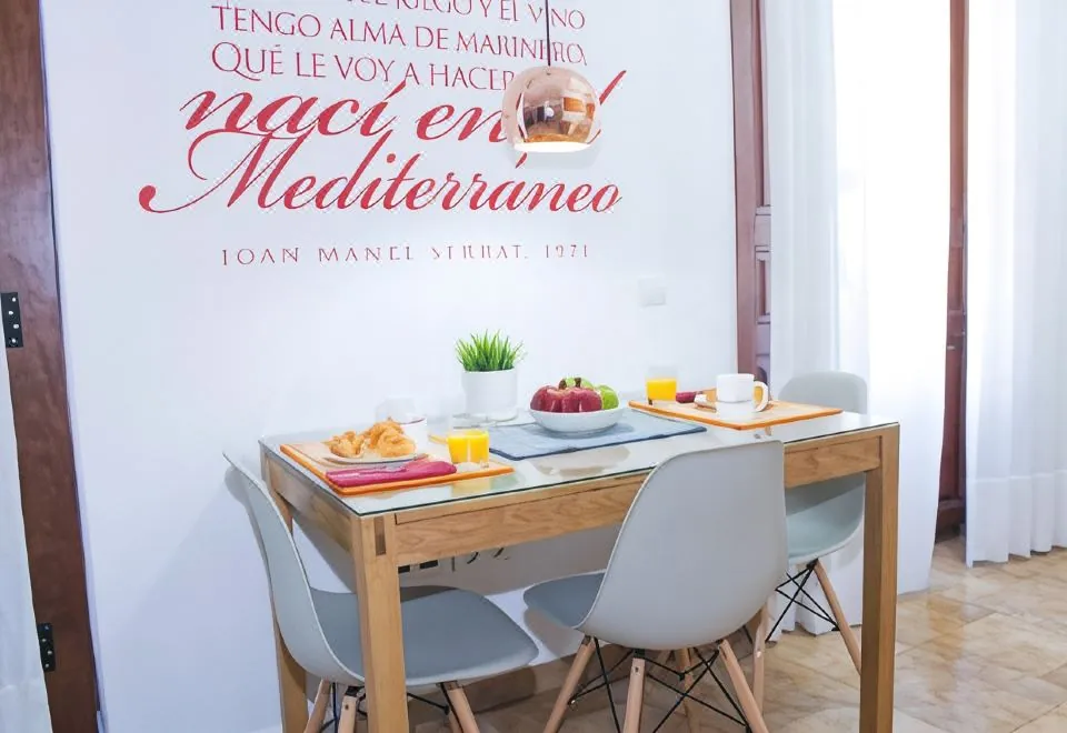 Living Valencia Apartments - Merced