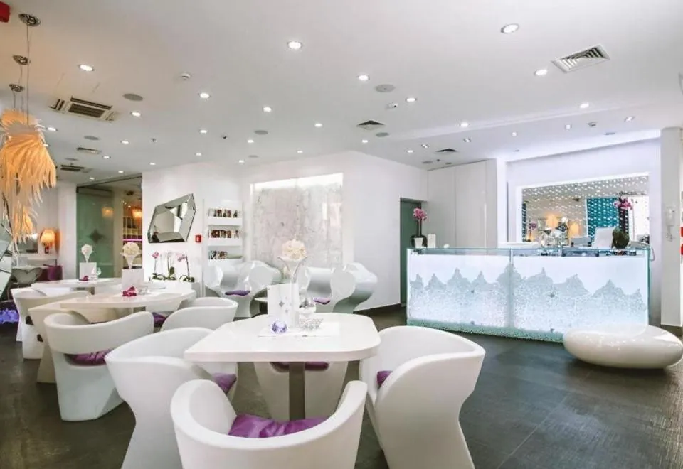Hotel Luxe