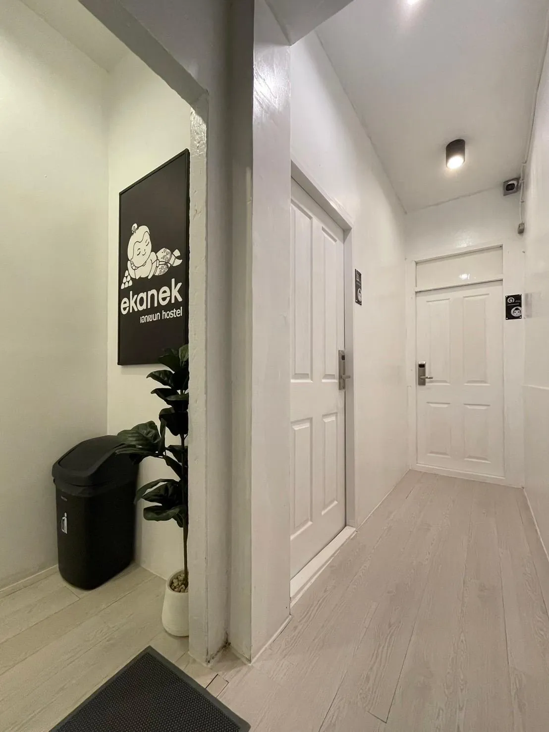 Ekanek Hostel