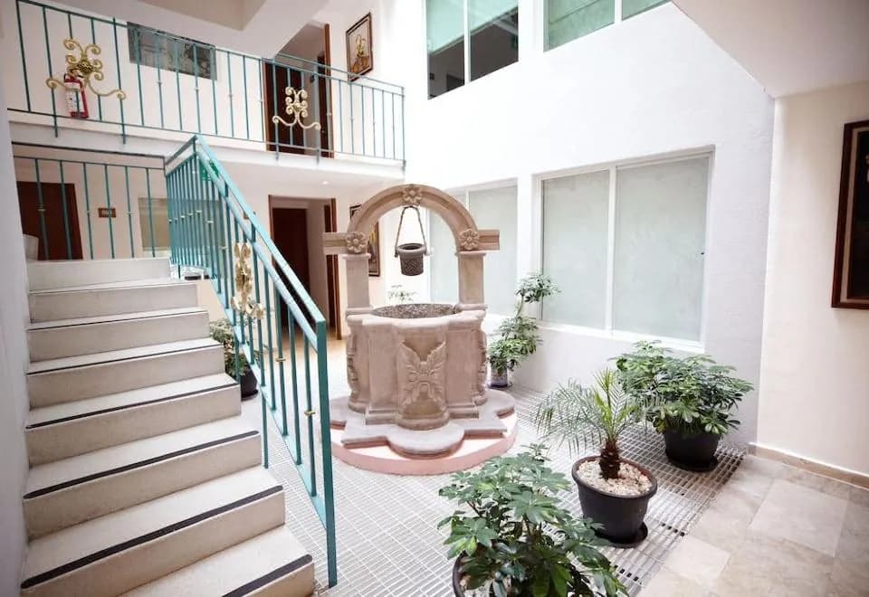 Residence l'Heritage Aristóteles 140 by Bluebay