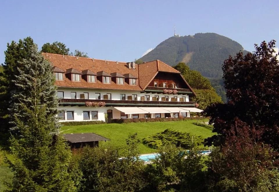 Hotel Schöne Aussicht