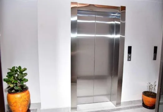 Elegant Comfy 3 Bedroom Apartment