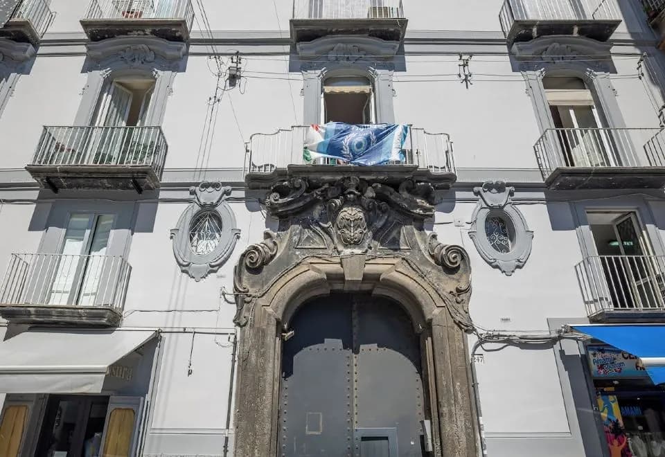 Napoli Squares Suites