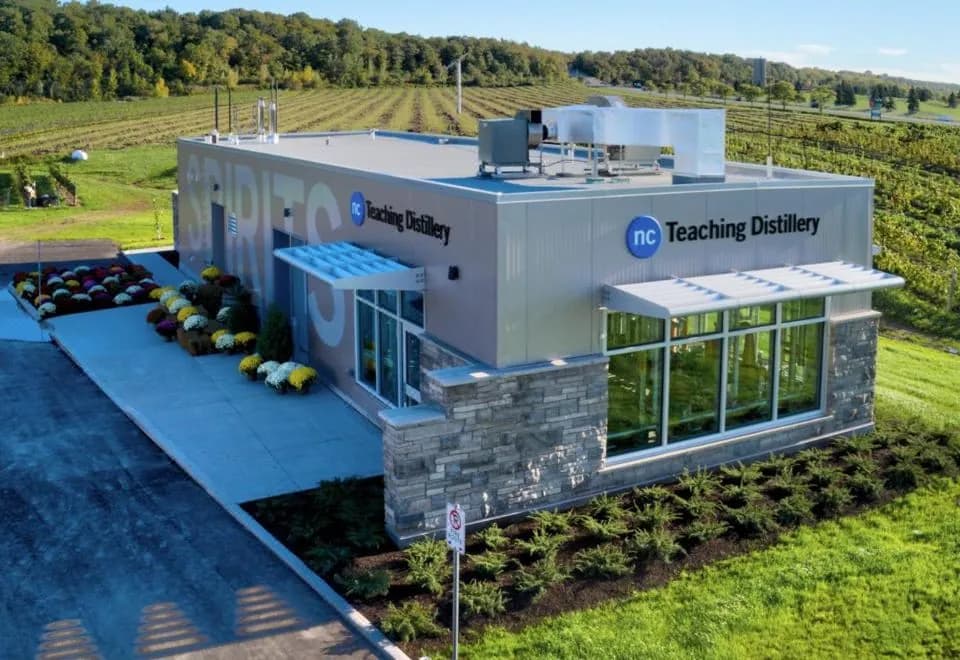 Residence & Conference Centre - Niagara-on-The-Lake