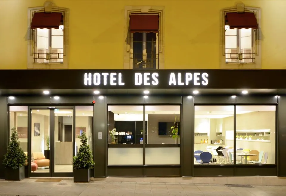 Hotel des Alpes