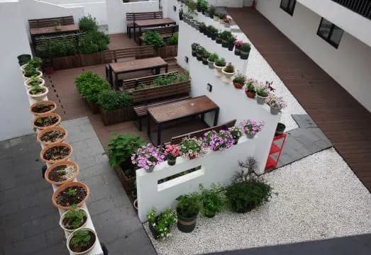 Hidden Garden Youth Hostel