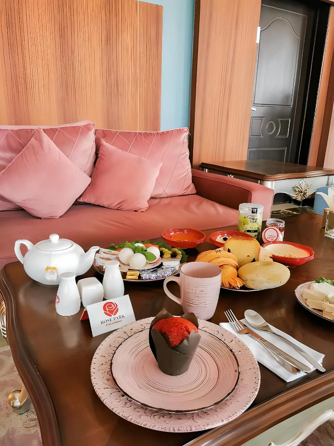 Rose park hotel
