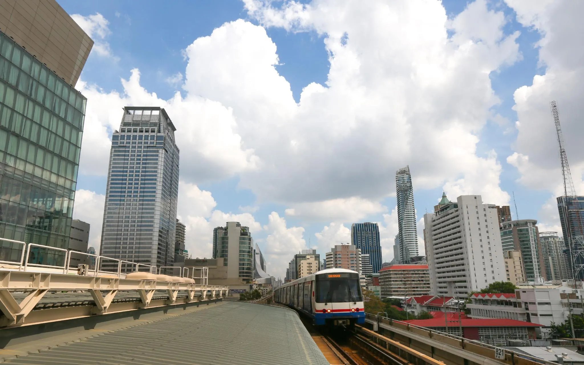 2b-2Bedrooms/2.5Bath@Downtown Bangkok Near BTS/Mrt