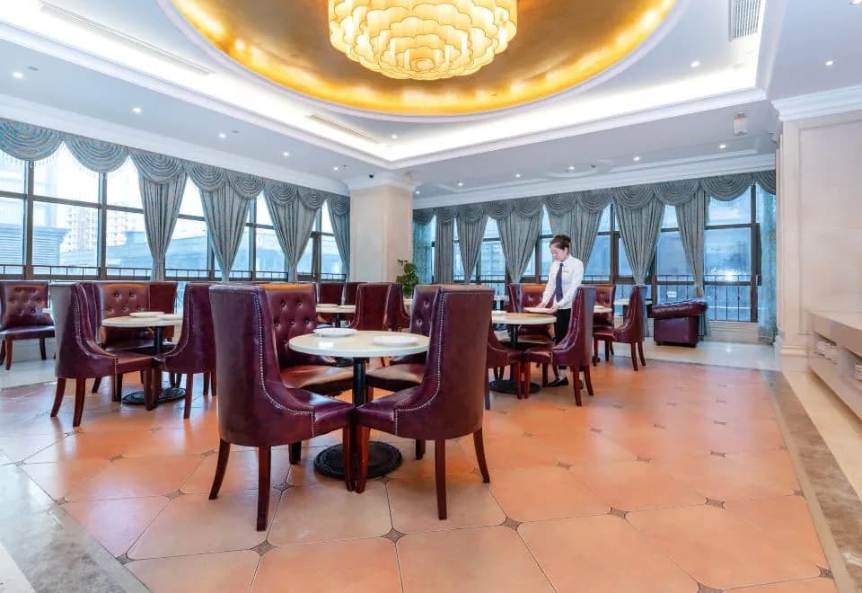 Vienna Hotel (Shanghai Songjiang Wanda)